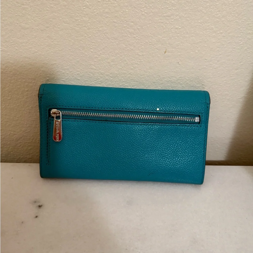 Michael Kors Teal Tote and Wallet Set - Picture 4 of 10